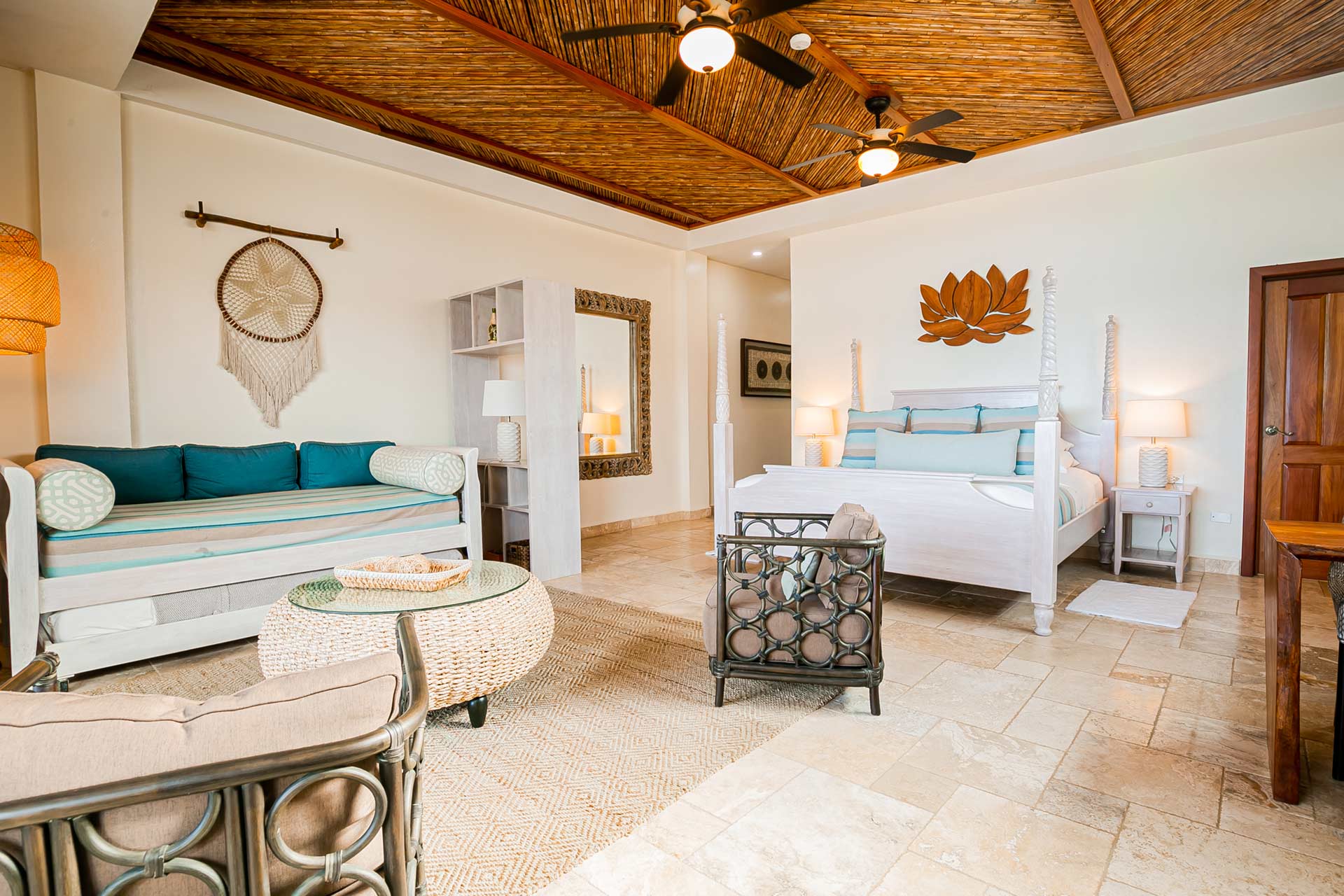 Almond-Beach-Beachfront-Spa-Rooms-04