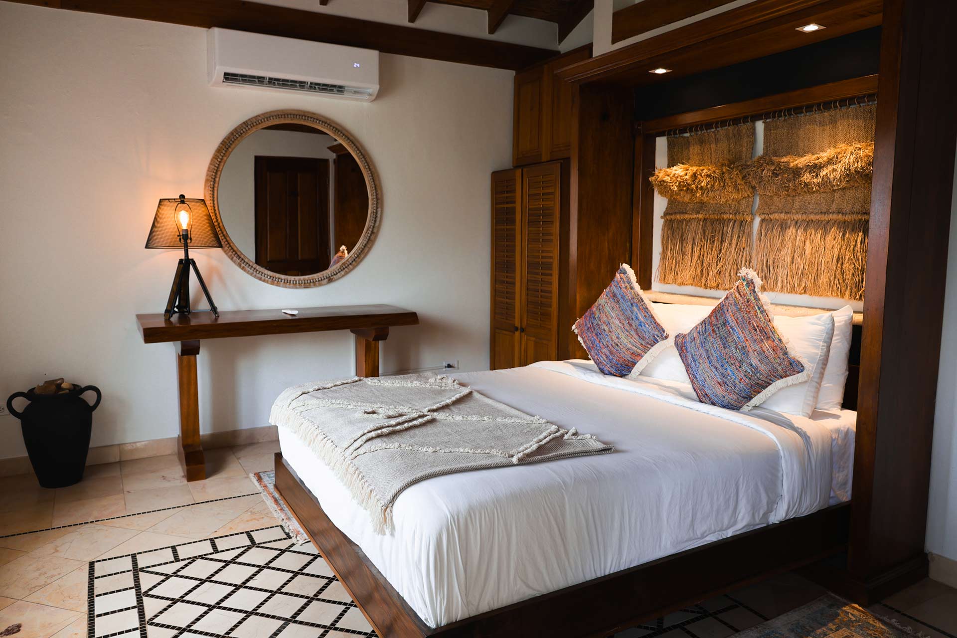 Almond-Beach-Seaview-Deluxe-03
