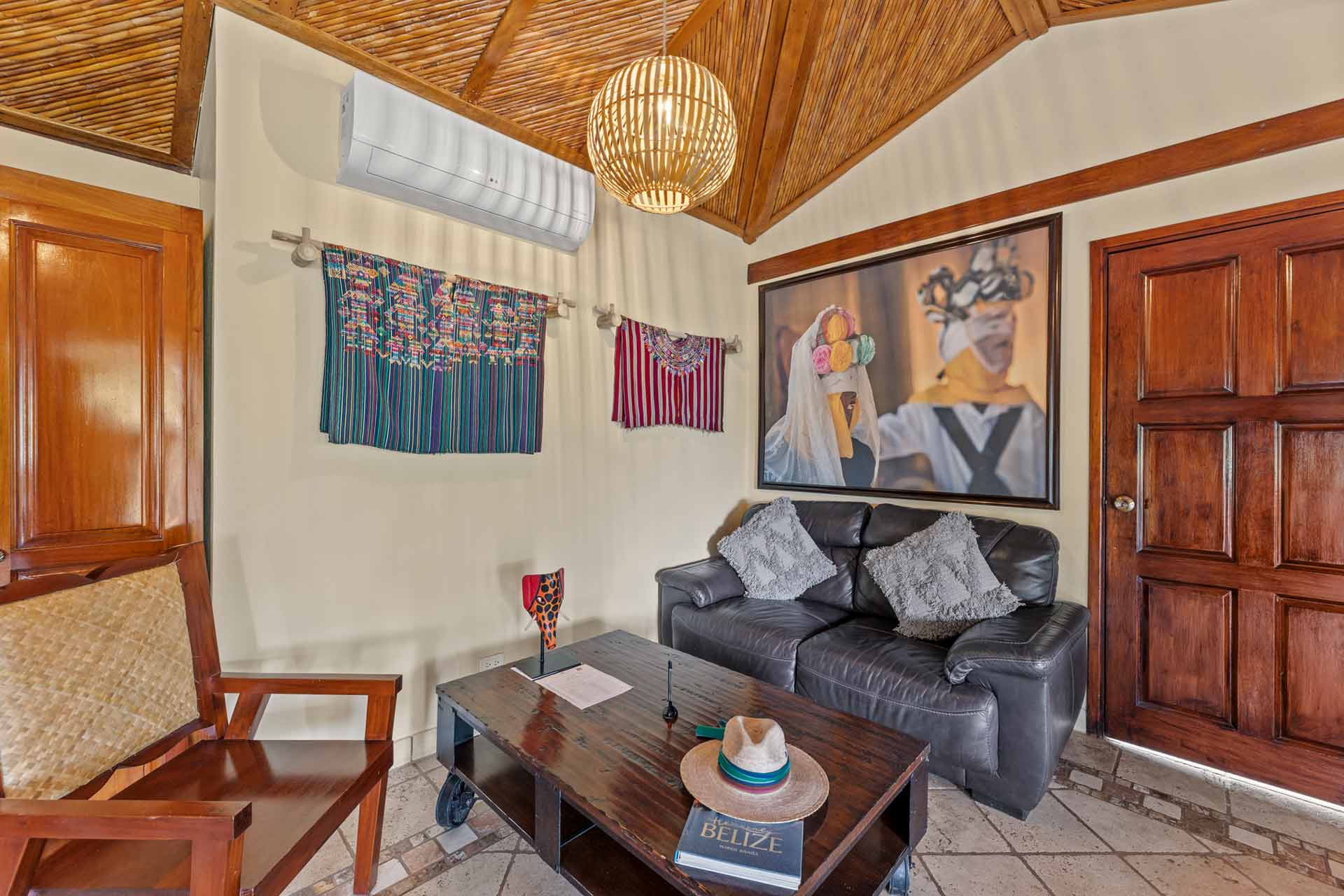 Sleeping-Giant-Jungle-Cottage-Pool-02