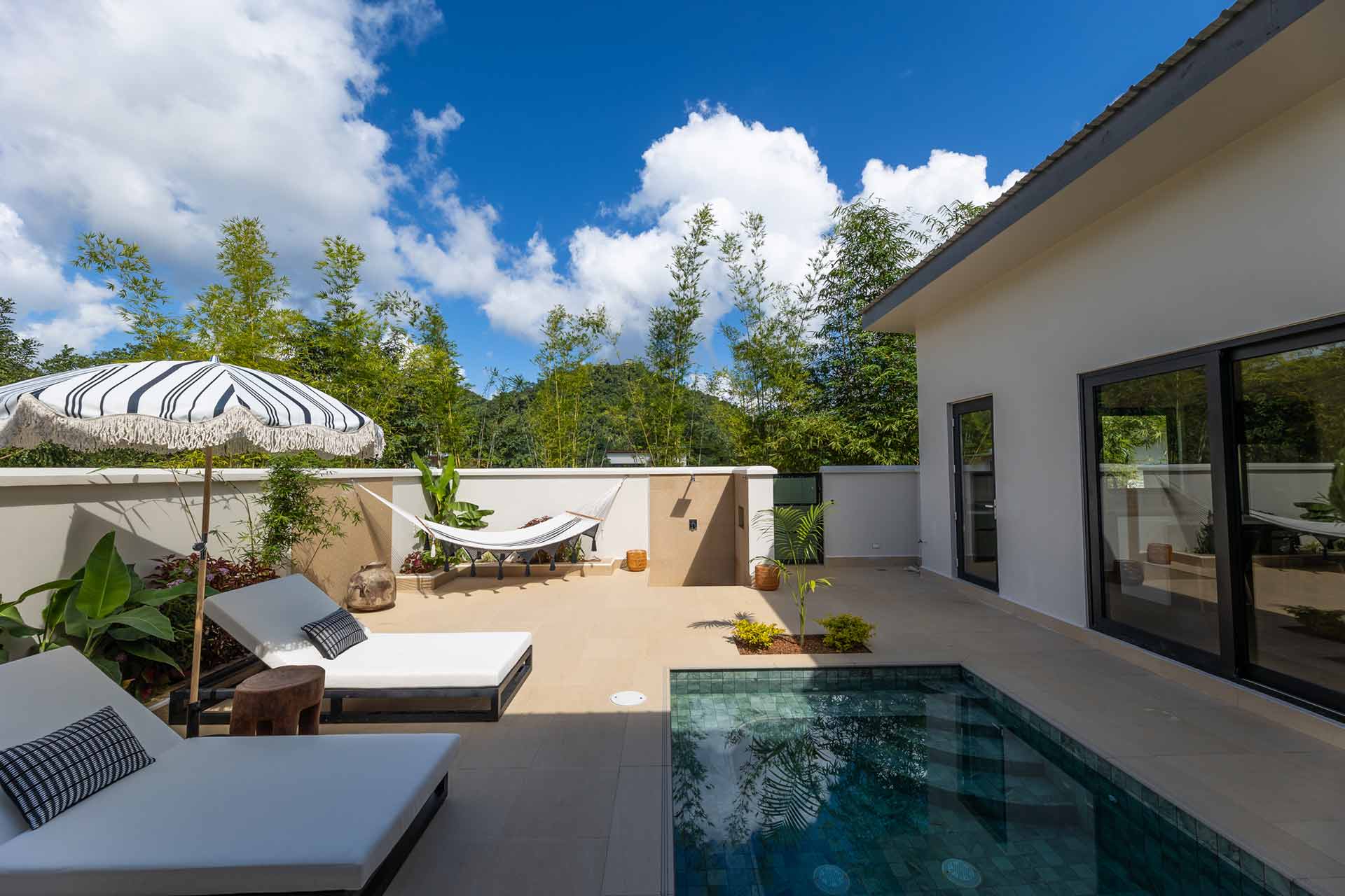 THE-BANKS-1-Bedroom-Jungle-Villa-03