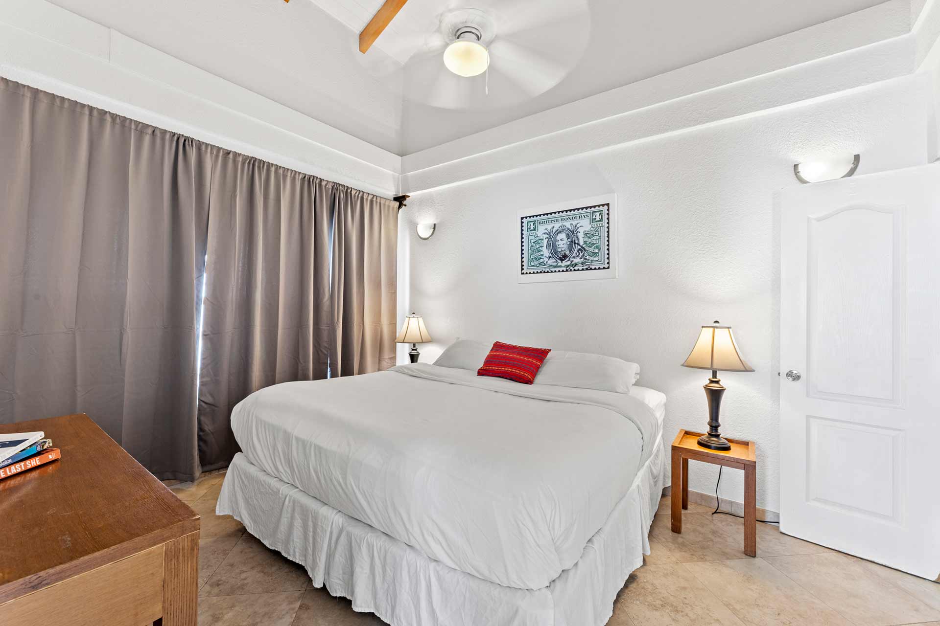 UMAYA-2-Bedroom-Lagoon-Bayview-02