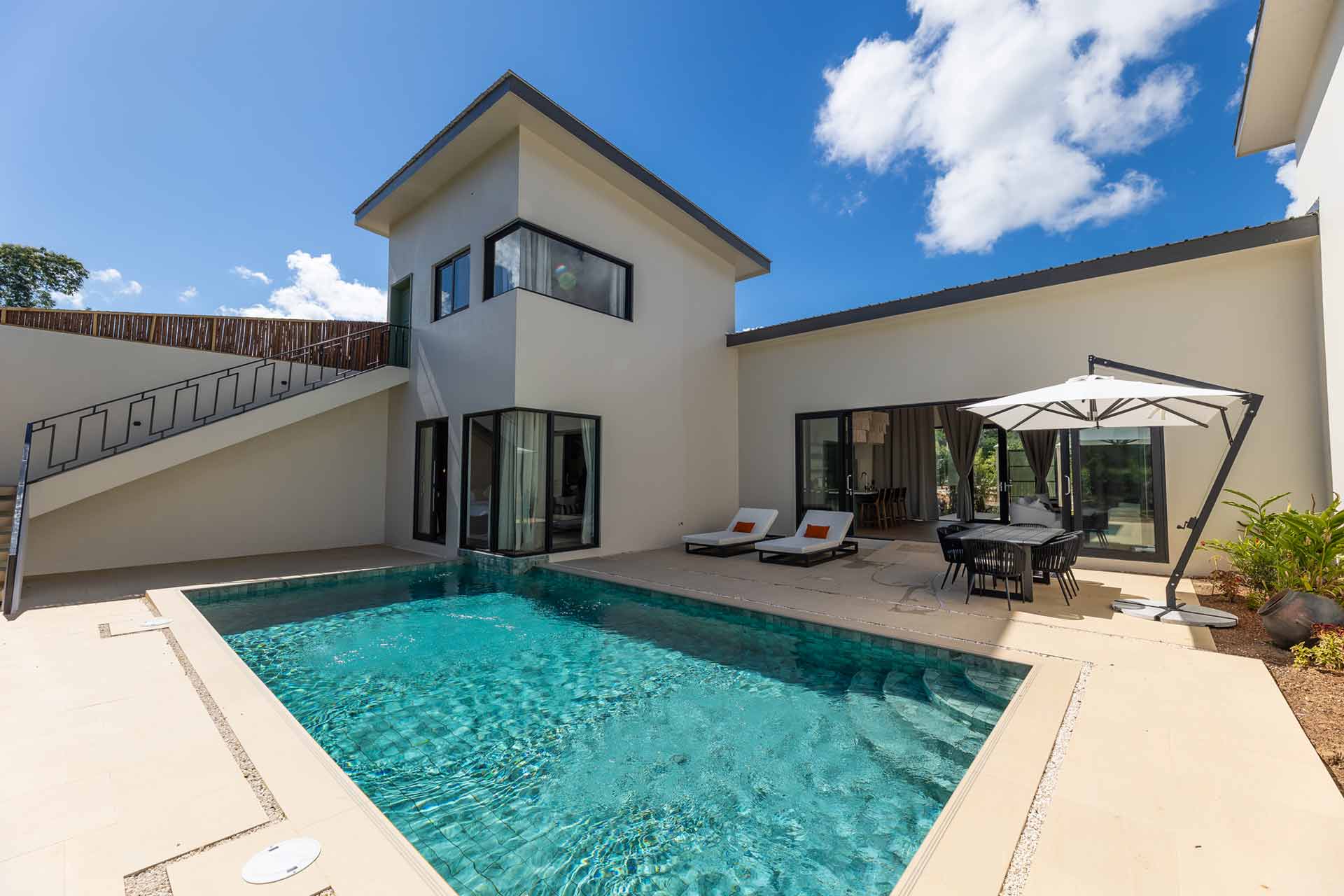 THE-BANKS-3-Bedroom-Riverfront-Villa-07